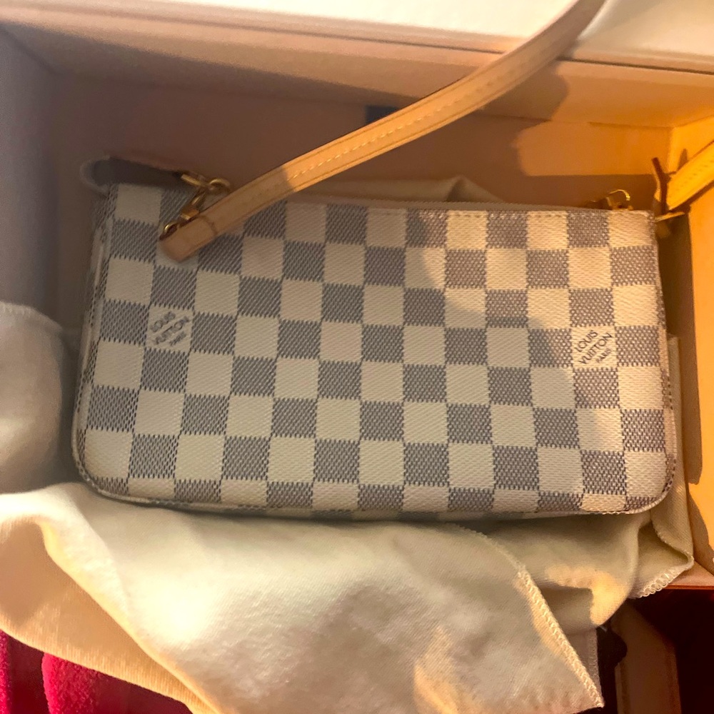 POCHETTE ACCESSOIRES